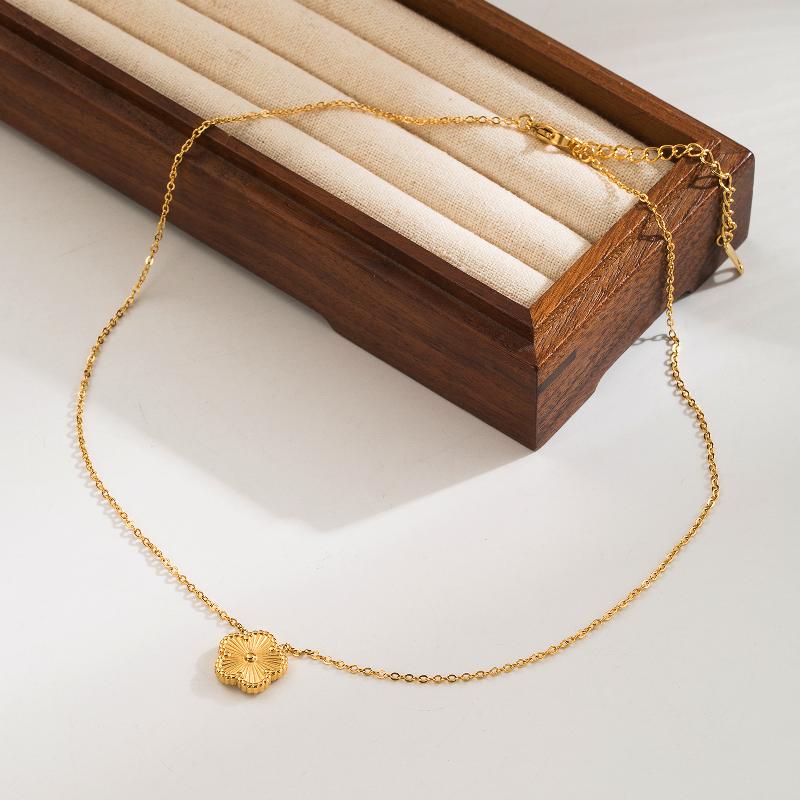304 Stainless Steel 18K Gold Plated Basic Vintage Style Plating Flower Bracelets Ear Studs Necklace