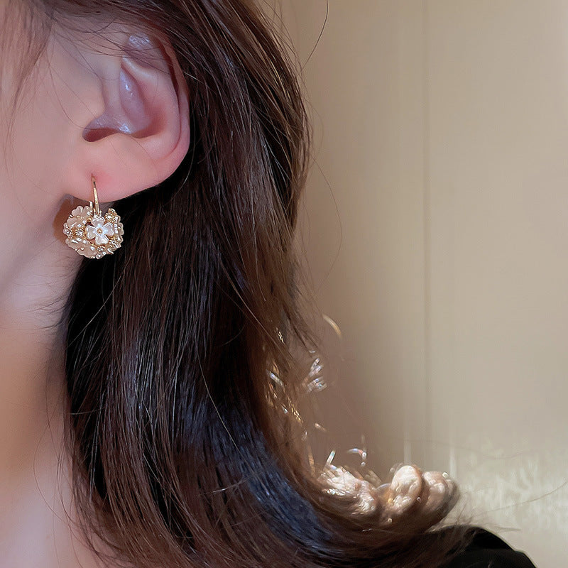 1 pair fashion flower arylic copper inlay rhinestones women's earrings