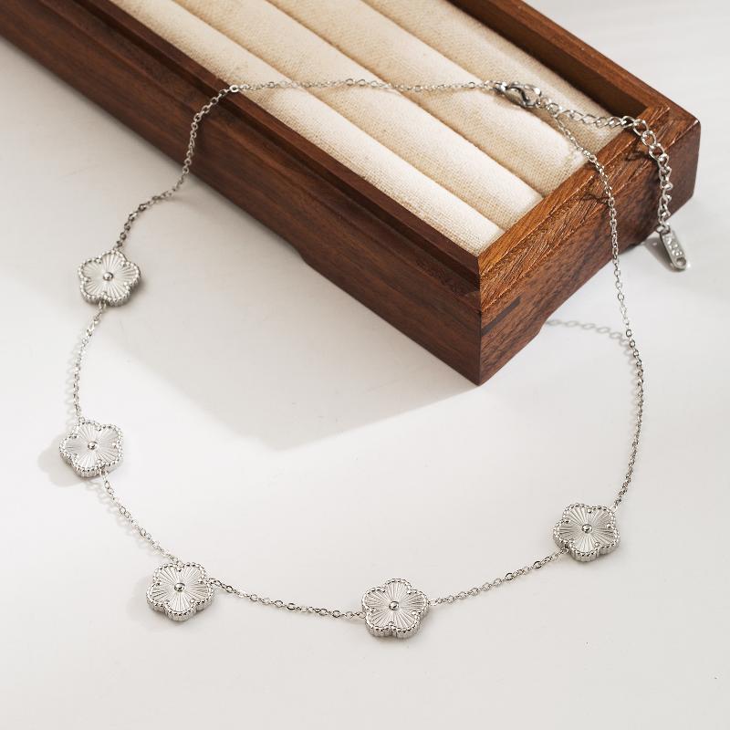 304 Stainless Steel 18K Gold Plated Basic Vintage Style Plating Flower Bracelets Ear Studs Necklace