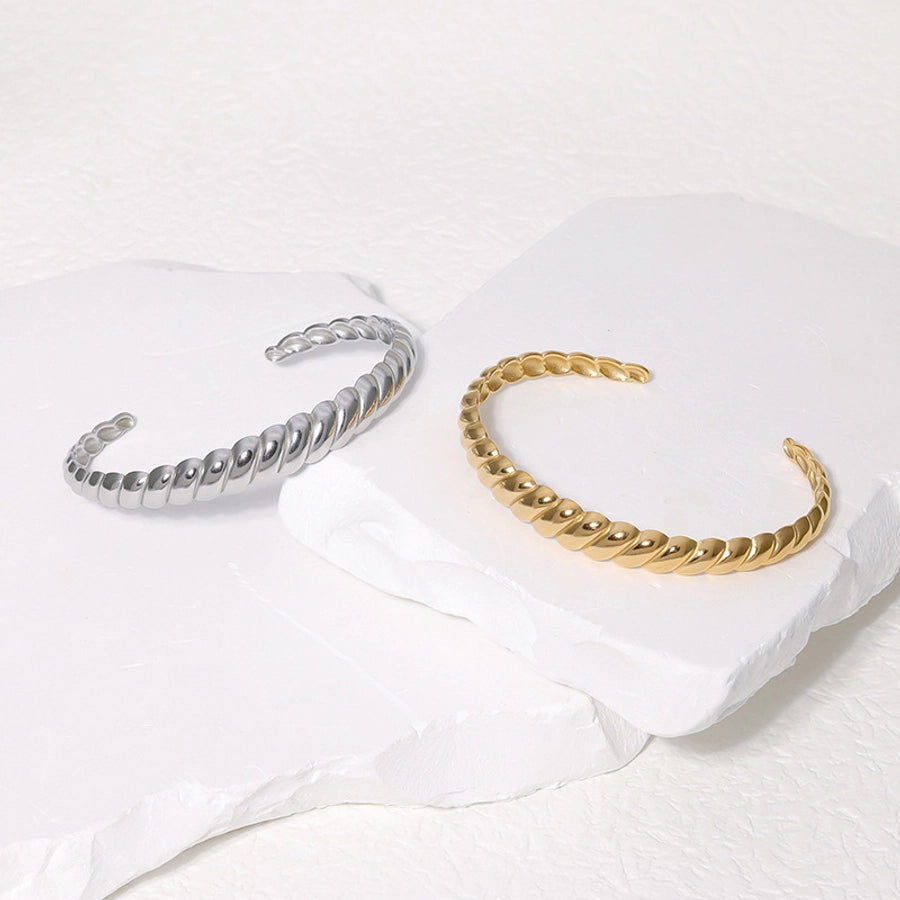 Roman Style Streetwear Solid Color 304 Stainless Steel 18K Gold Plated Cuff Bracelets In Bulk
