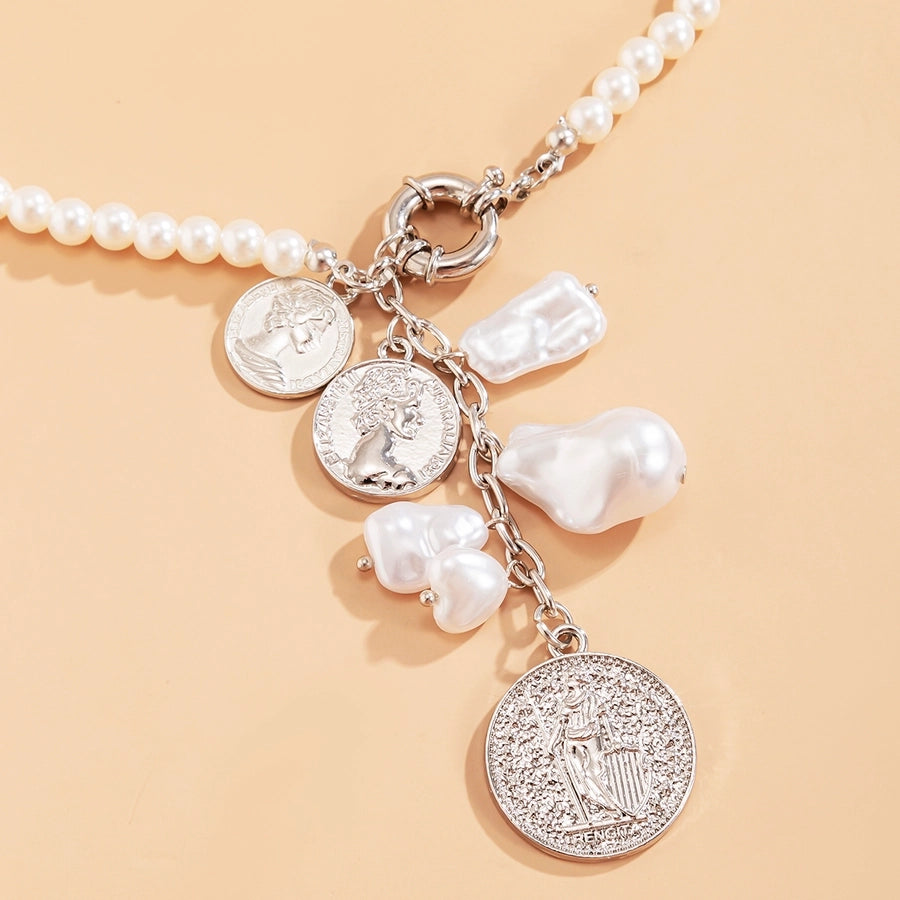 Jewelry Retro Portrait Circle Artificial Pearl Alloy Iron Necklace