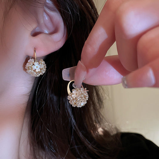 1 pair fashion flower arylic copper inlay rhinestones women's earrings