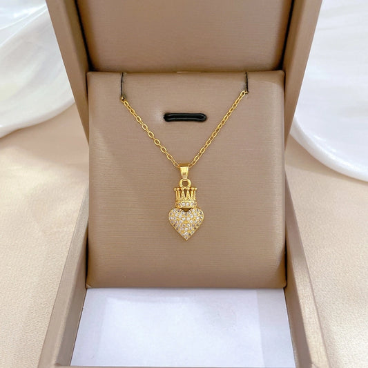 simple style heart shape crown titanium steel copper plating inlay artificial gemstones pendant necklace